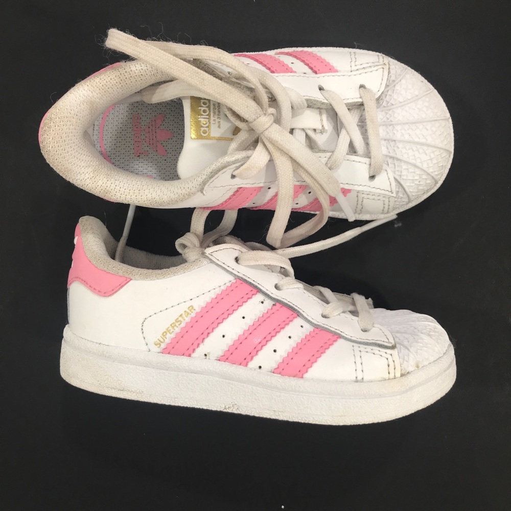 Toddler girls Adidas superstar sneakers 6.5 K kids
